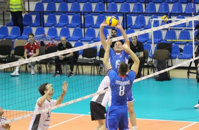 Slovenskí volejbalisti postúpili na majstrovstvá Európy, v závere kvalifikácie ich porazili Rumuni