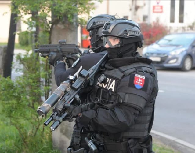 Kabinet sa ospravedlnil za policajný zásah v Moldave nad Bodvou v roku 2013