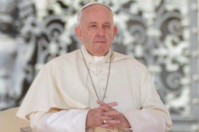 Septembrová návšteva pápeža Františka na Slovensku zjavne nebude pastoračná, ale vakcinačná