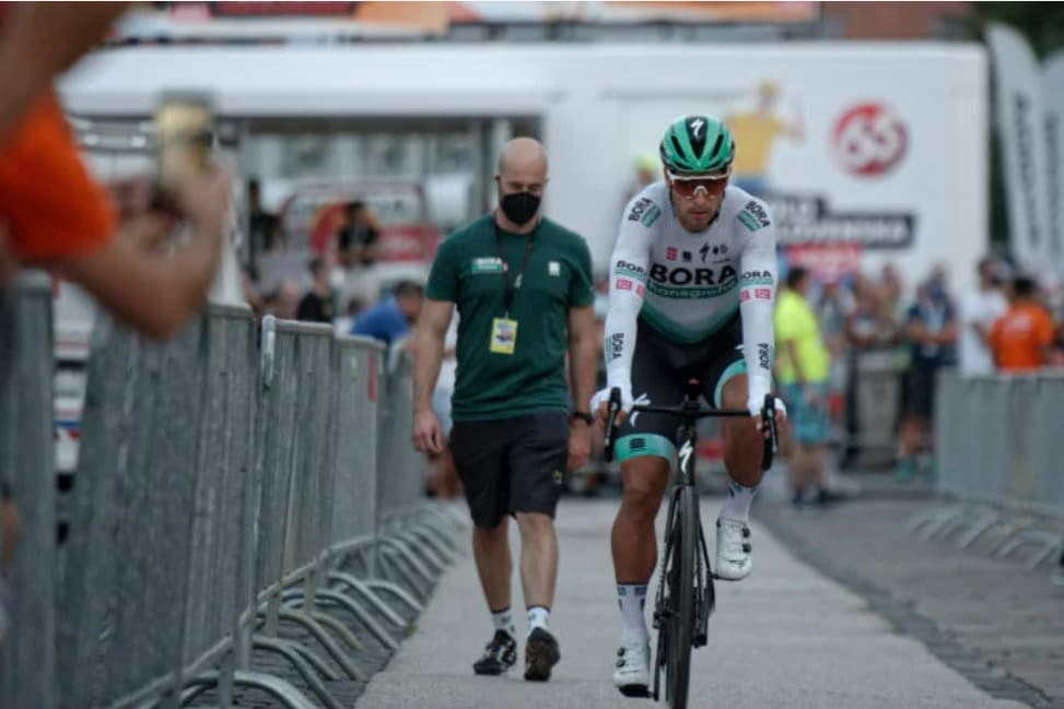 Peter Sagan zatiaľ nevyhral etapu, ale v piatok bude útočiť na žltý dres