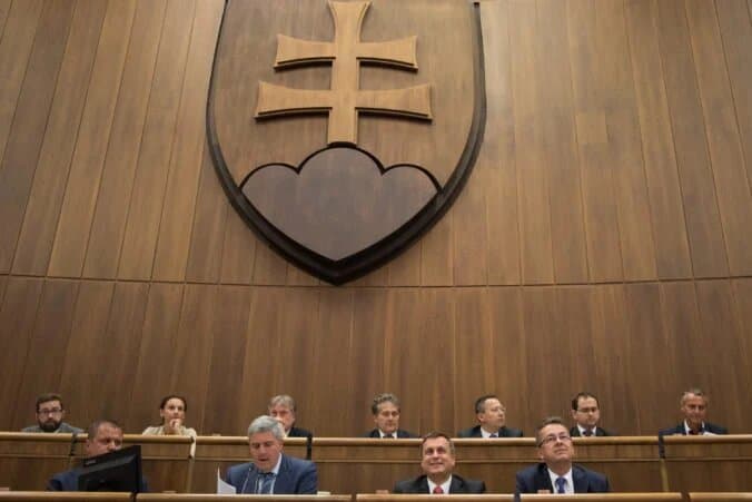 Poslanci NR SR by dnes mali rokovať aj o mediálnych zákonoch