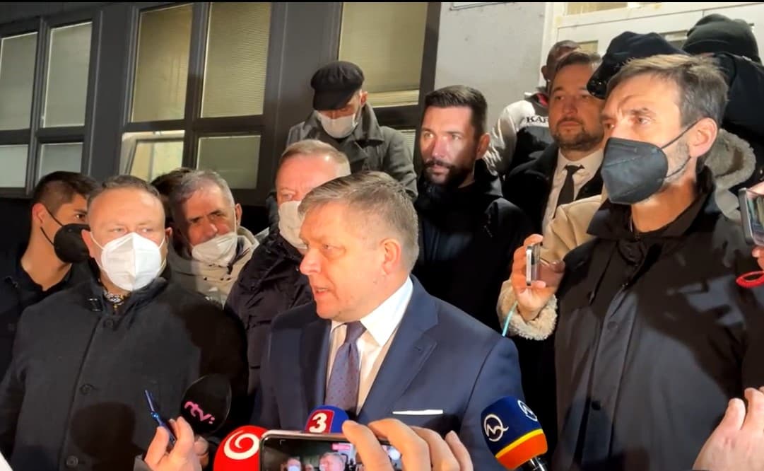 Roberta Fica prepustili. Pre TOTO ho včera predviedli na policajnú stanicu