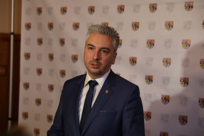 Na opravu časti cesty v Košickej Polianke schválili krajskí poslanci 220-tisíc eur