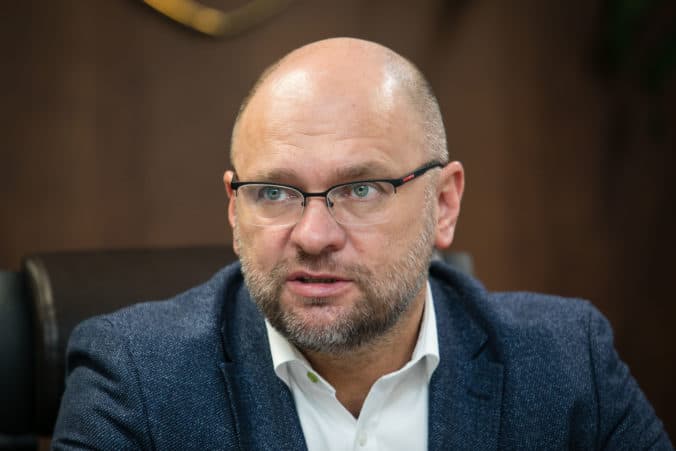 Sulík tvrdí, že Matovičov návrh o pozývaní politikov do diskusií je „hlúposť“