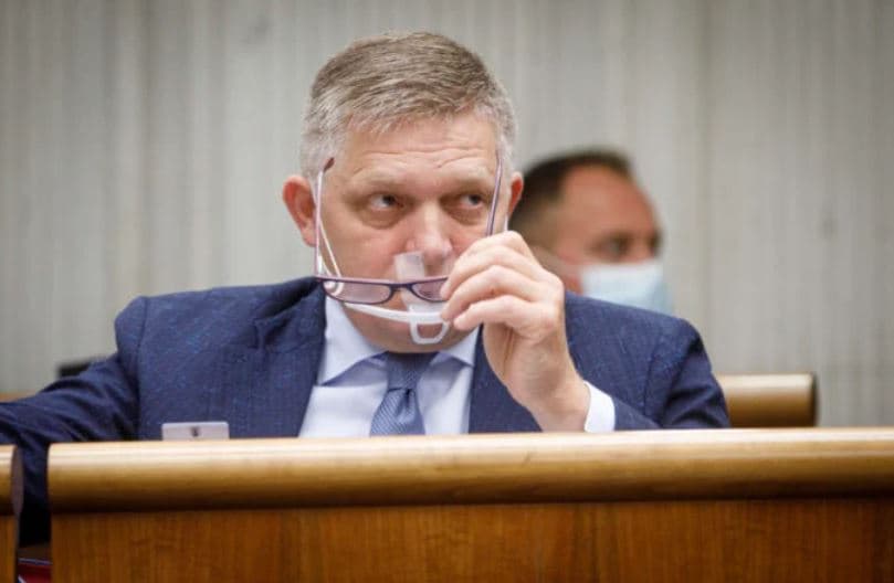 Strana Smer-SD podala návrh, aby parlament mimoriadne rokoval o referende