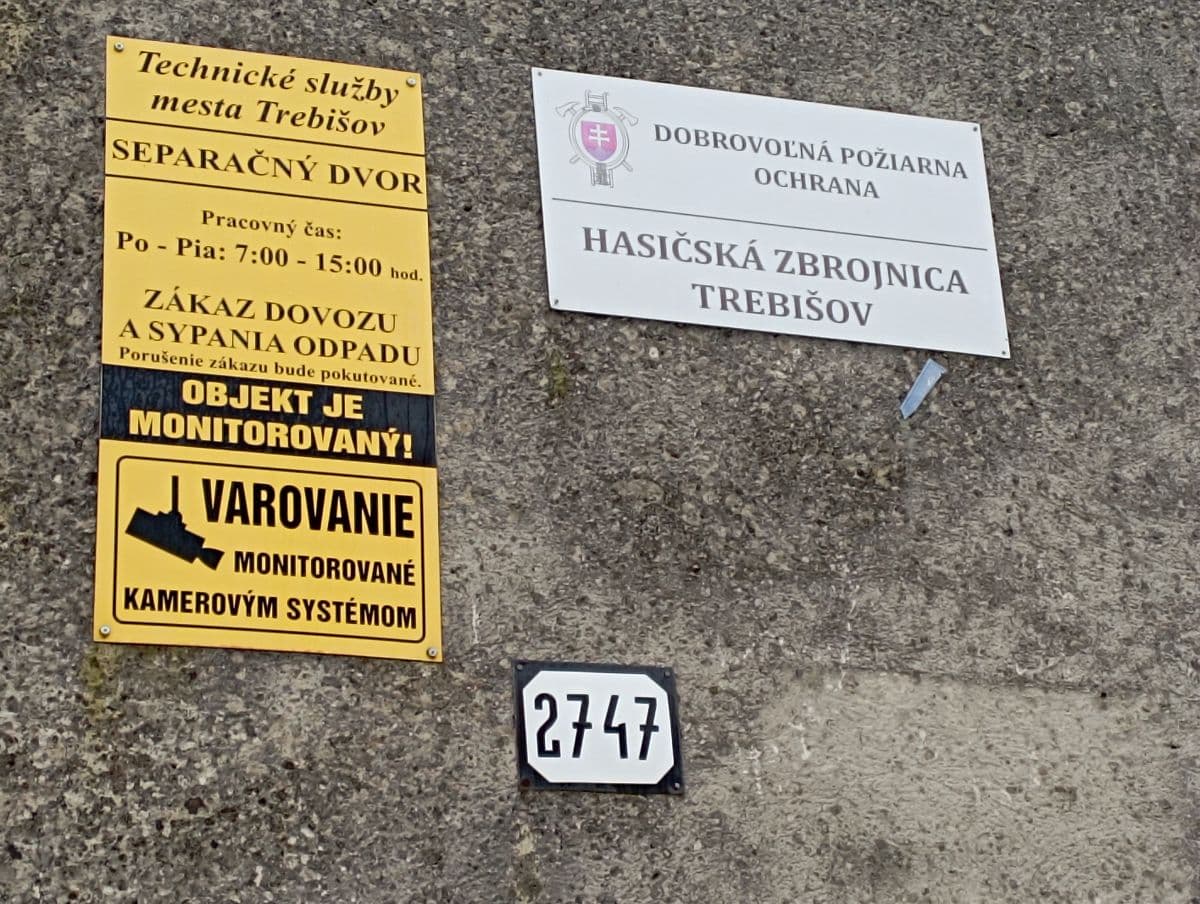Zrekonštruovaná hasičská zbrojnica v Trebišove poslúži dobrovoľným hasičom (foto)