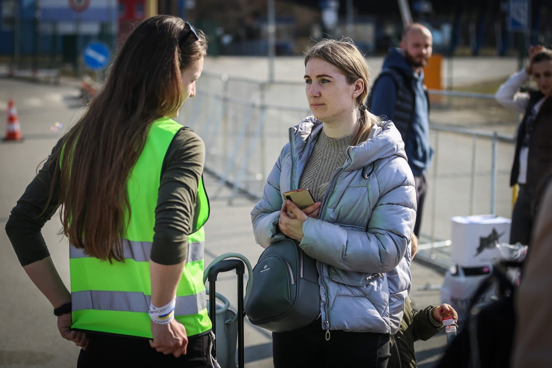Odídencom z Ukrajiny vyplatí štát necelú pätinu z celkovej sumy pomoci v hmotnej núdzi
