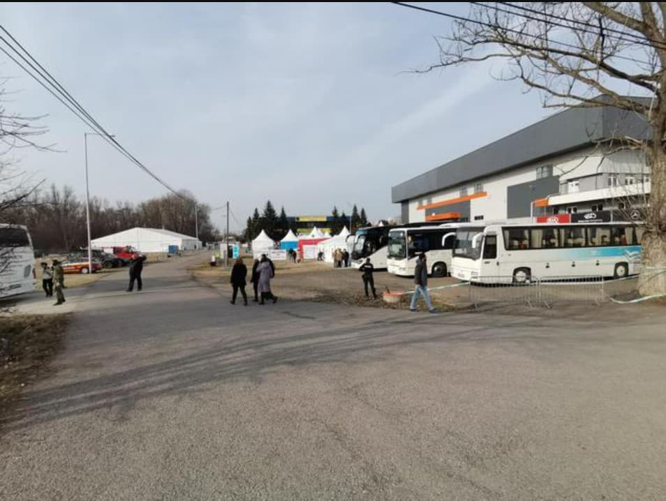 Veľkokapacitné registračné centrum v Michalovciach prešlo pod kompetencie Hasičského a záchranného zboru