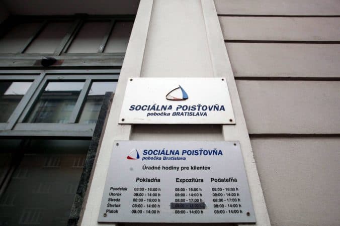 O tehotenské môžu poistenky žiadať už elektronicky