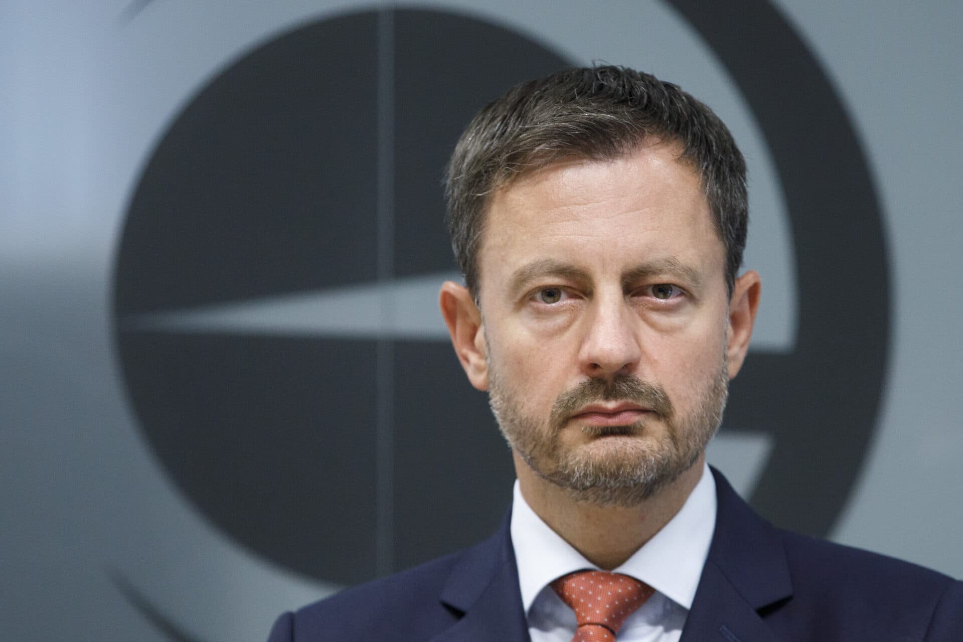 OĽaNO pri riešení koaličnej krízy nepolitikárči, ide po konkrétnych riešeniach, tvrdí Heger