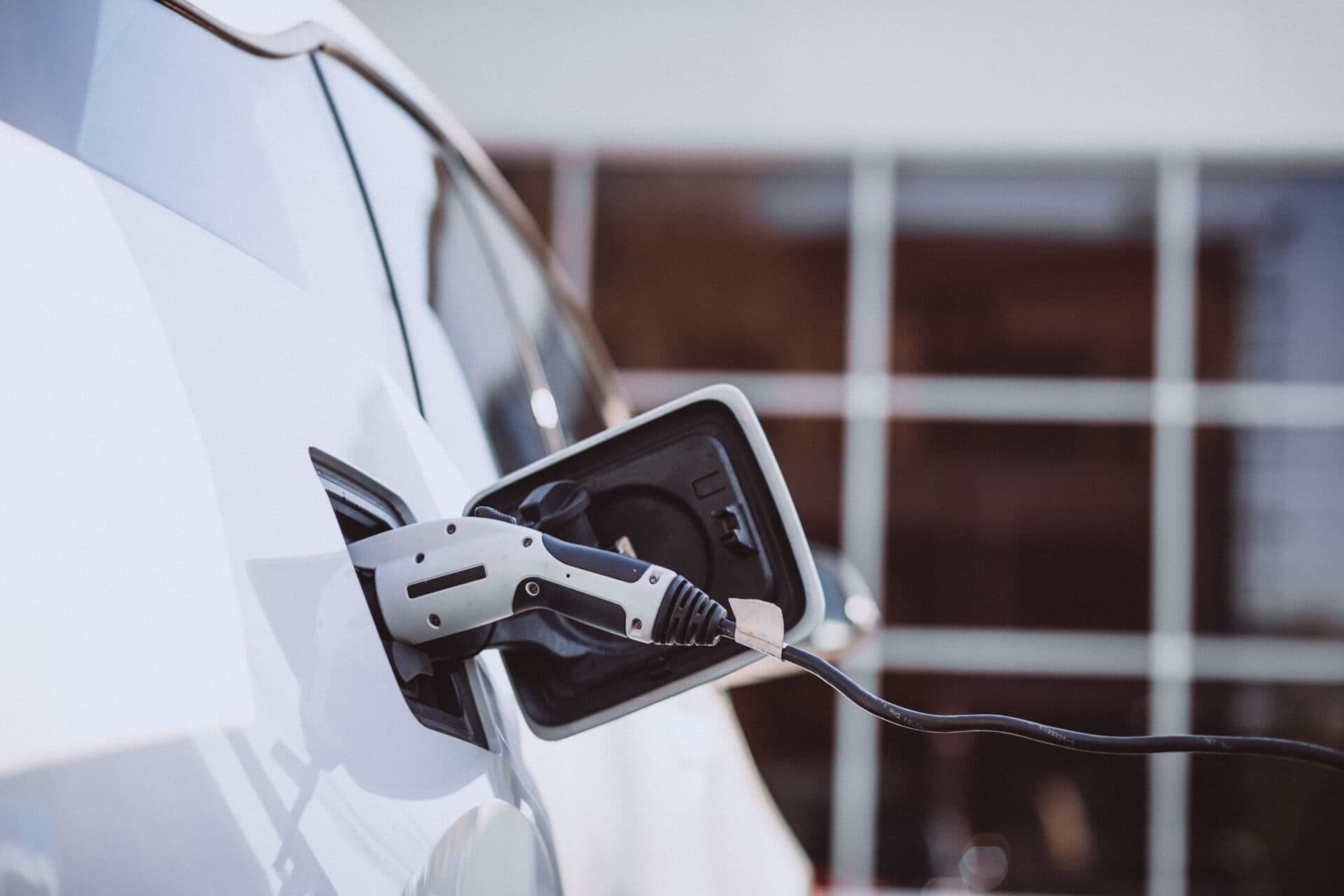 Slovensko patrí medzi krajiny, ktoré neposkytujú žiadne stimuly na nákup elektromobilov