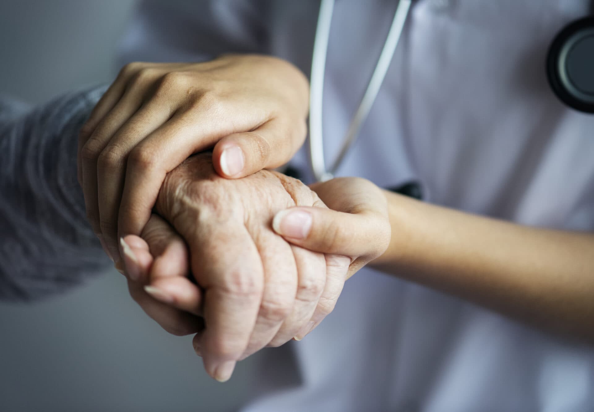 Od septembra hrozí ďalší odchod opatrovateliek zo zariadení sociálnych služieb