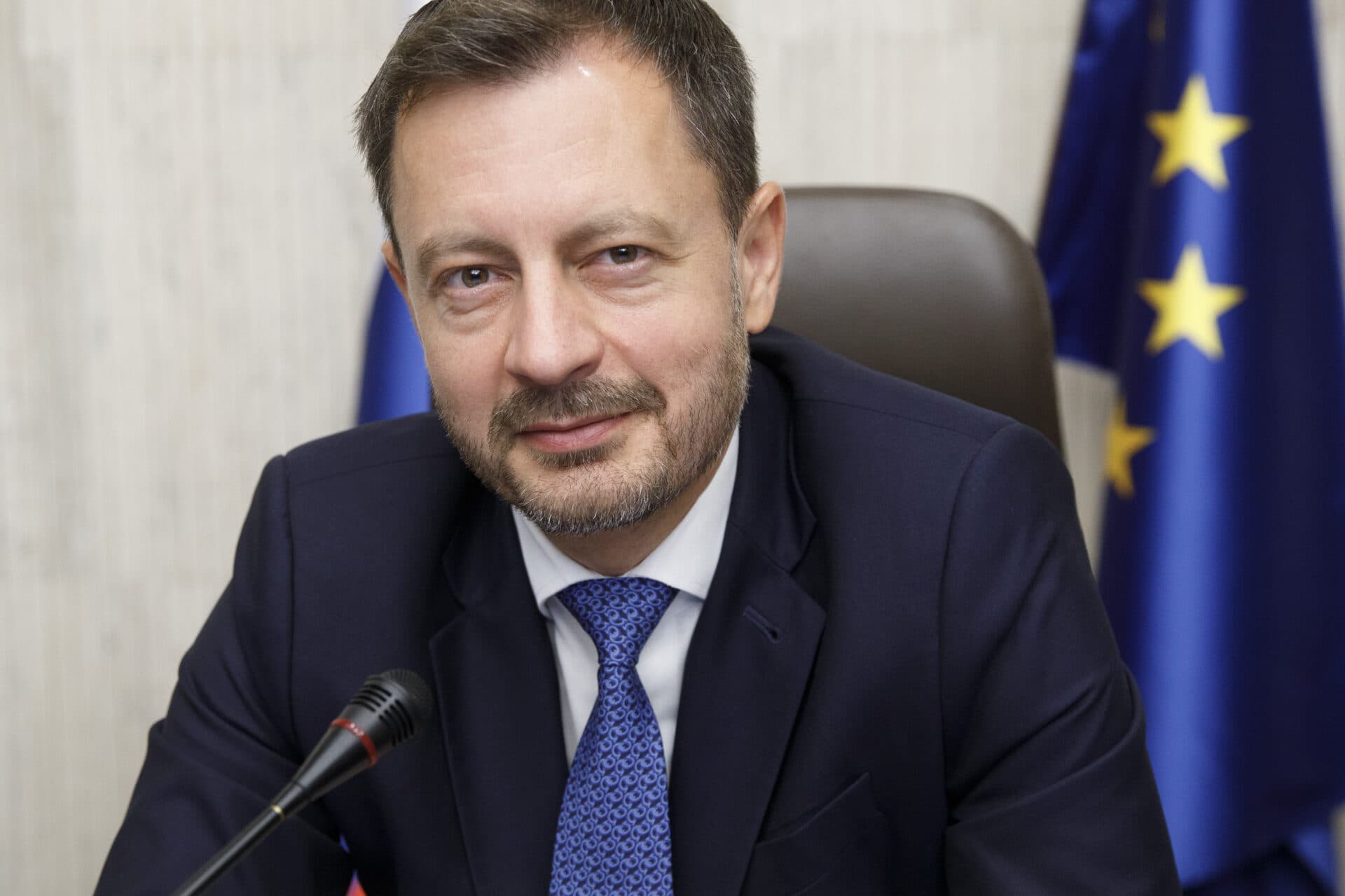 Energetická kríza by sa nemala riešiť obmedzovaním prezenčnej výučby na školách, tvrdí Heger