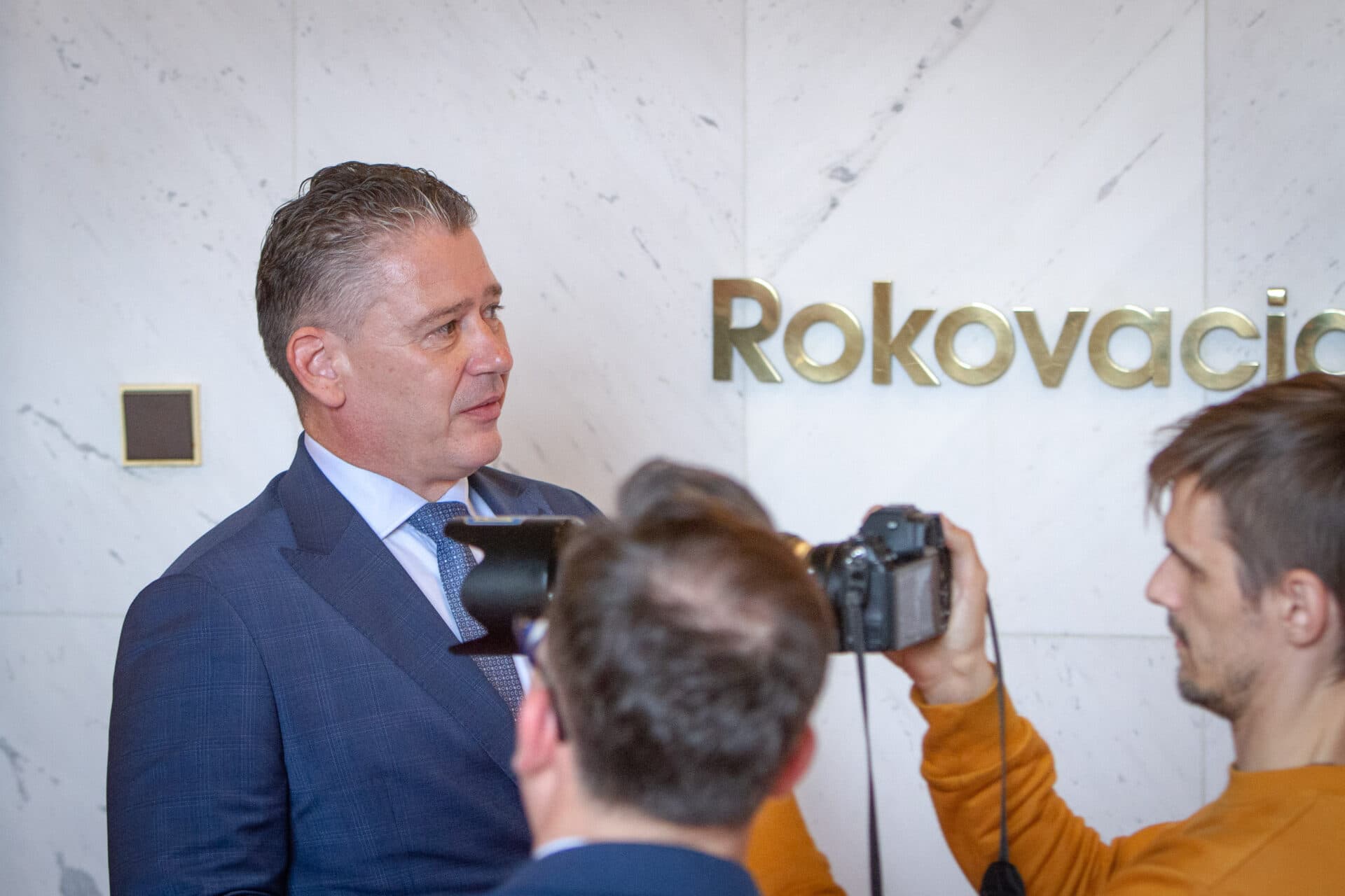 Mikulec zostáva ministrom vnútra aj po siedmom pokuse o jeho odvolanie