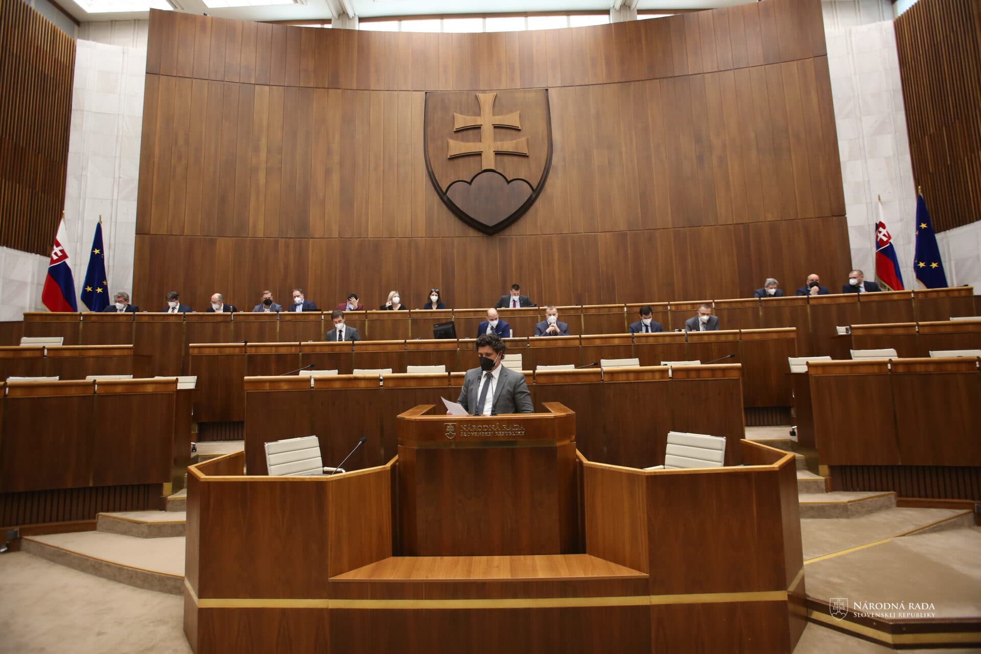 Skráti sa volebné obdobie? Parlament bude rokovať o zmene ústavy