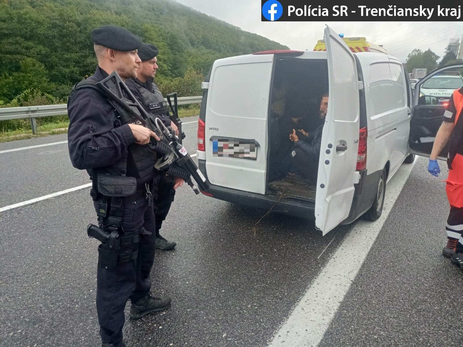 Polícia tento rok zadržala viac ako 130 prevádzačov, ktorí sú zodpovední za pašovanie viac ako 2000 migrantov