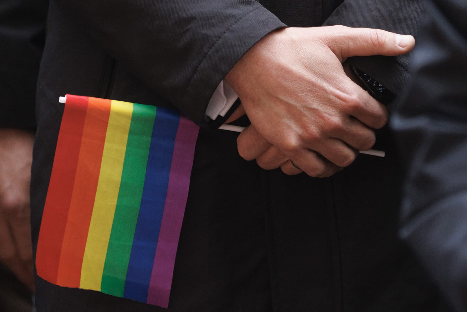 Vláda Slovenskej republiky a Európsky parlament odsudzujú útok na dvoch mužov z LGBTI komunity
