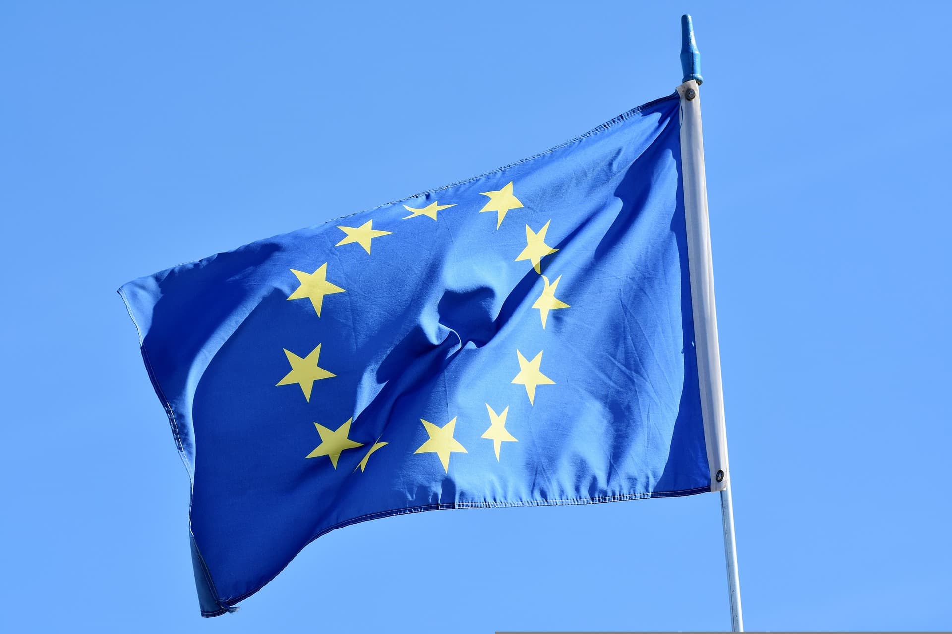 Z eurozdrojov môže ísť na pomoc ekonomike viac ako miliarda eur, tvrdí Nicholsonová