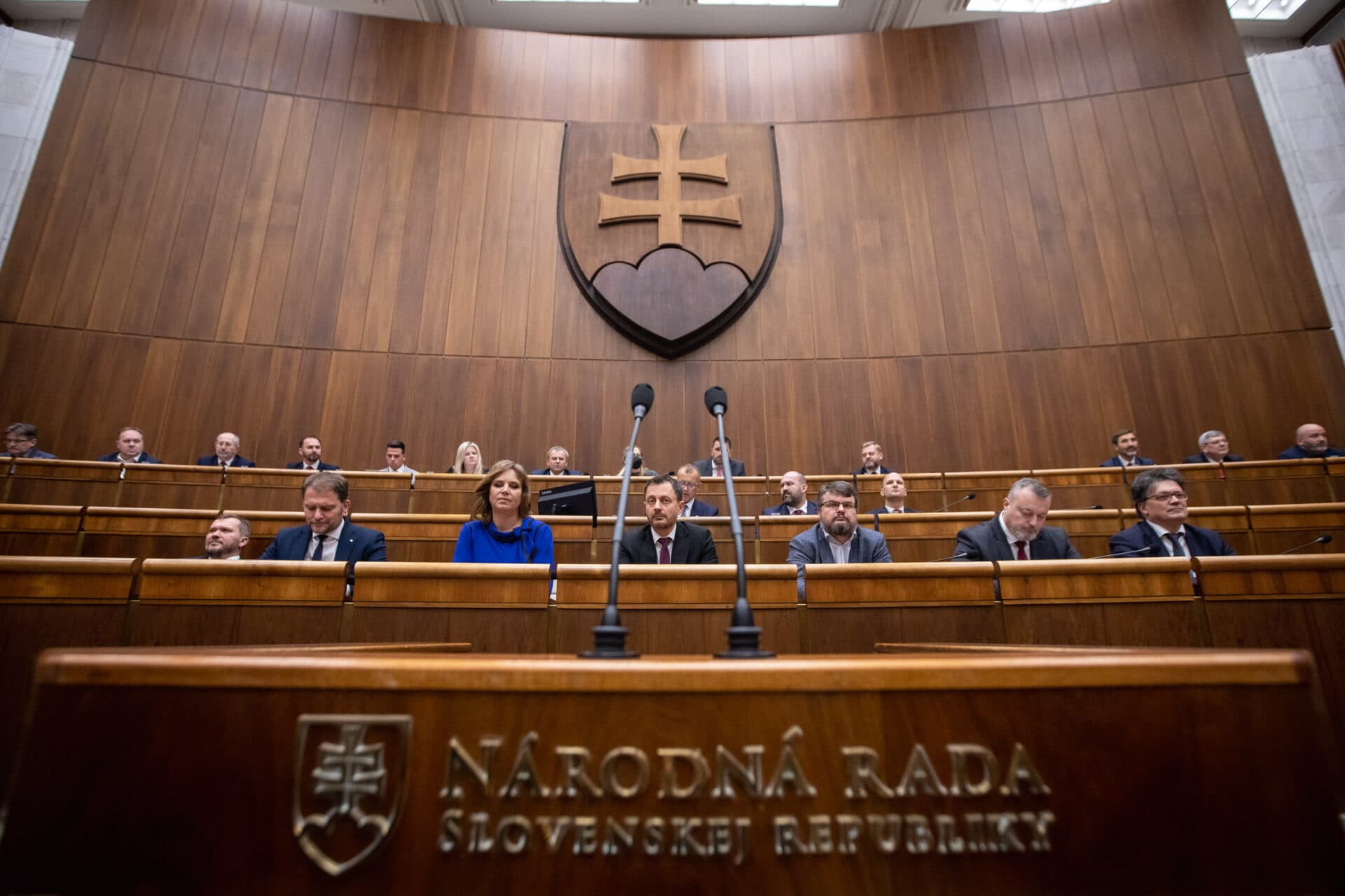 Vláda Slovenskej republiky padla! Za vyslovenie nedôvery hlasovalo 78 poslancov