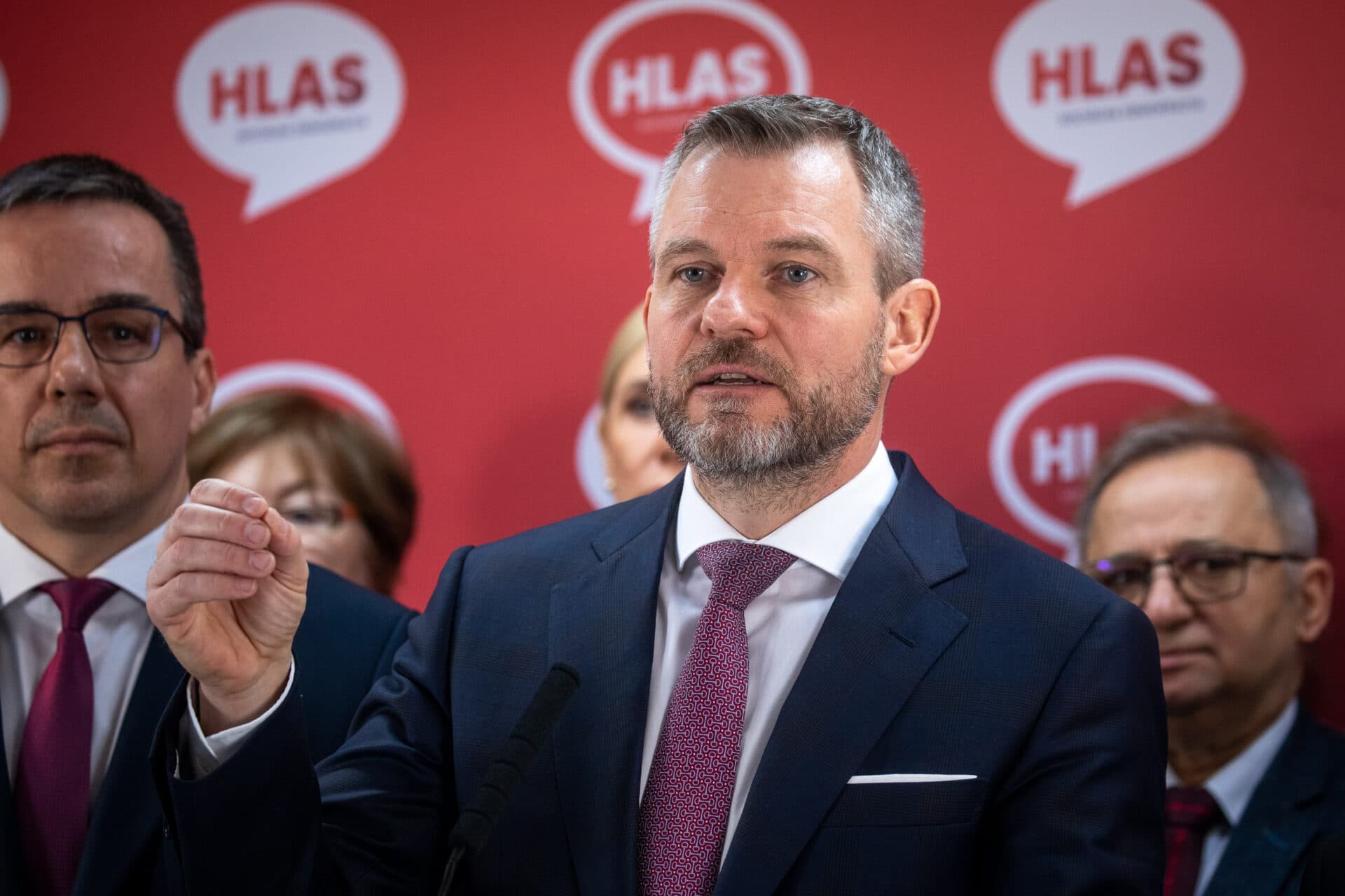 Hlas-SD navrhuje znížiť DPH na základné potraviny na 5 percent