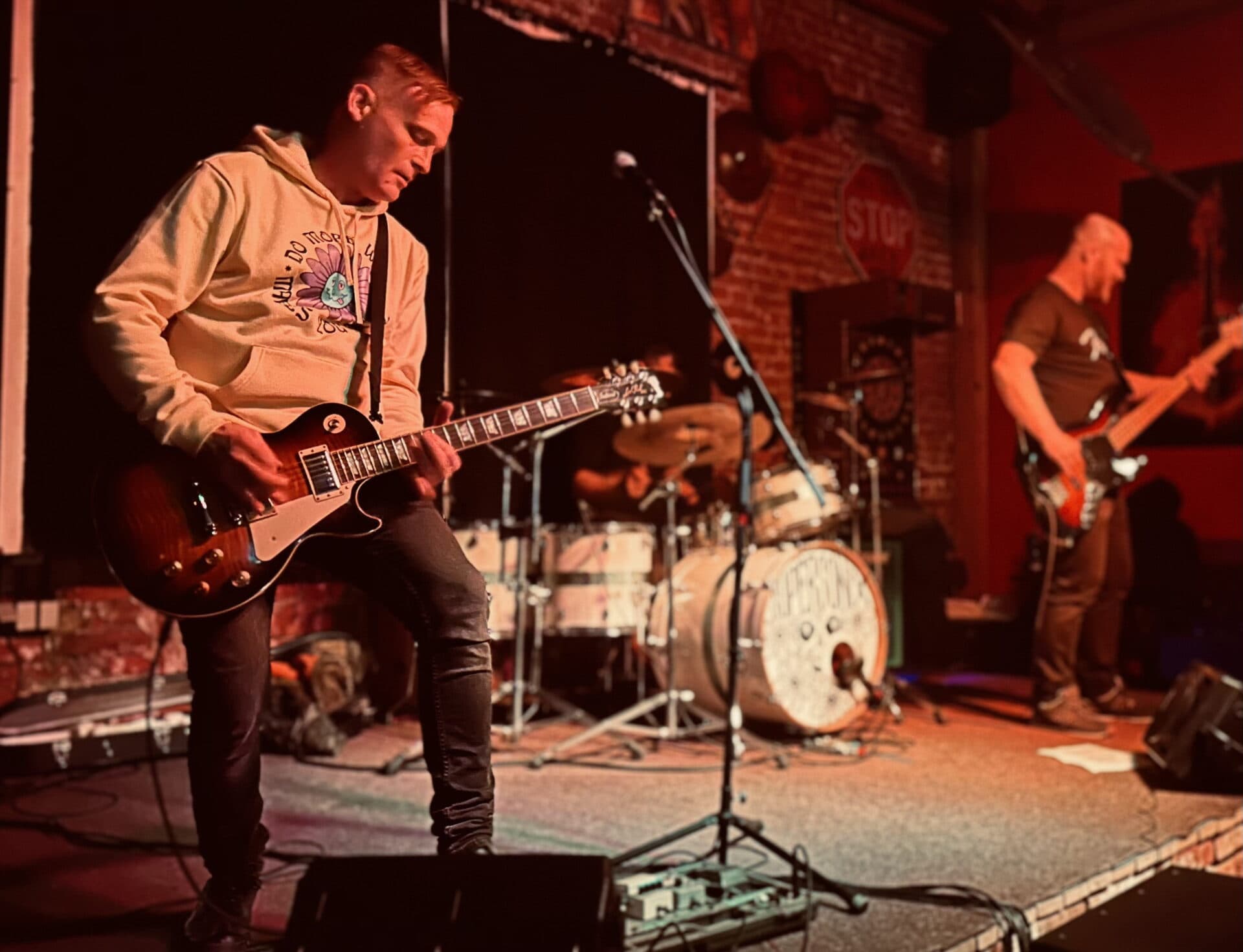 SUPERSONIX – sunset rock a nový singel Mesto