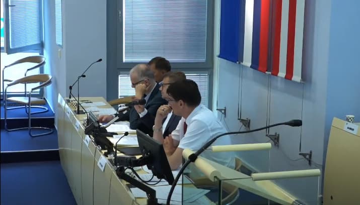 Prešovskí poslanci vyhoveli protestu prokurátora, zmenili poplatky za materskú školu