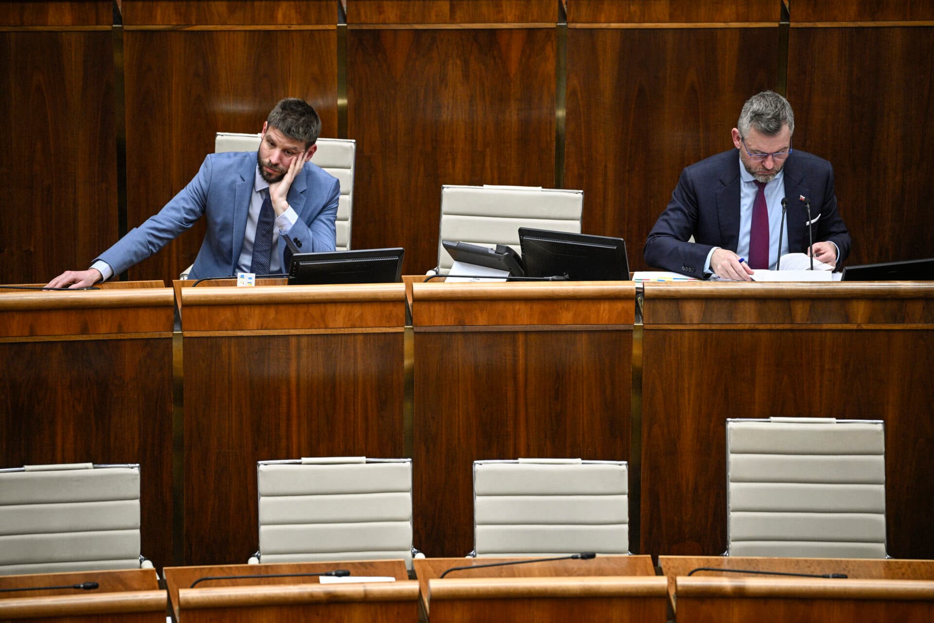 Čierny deň pre slovenskú opozíciu, v parlamente im neprešiel takmer žiadny zákon