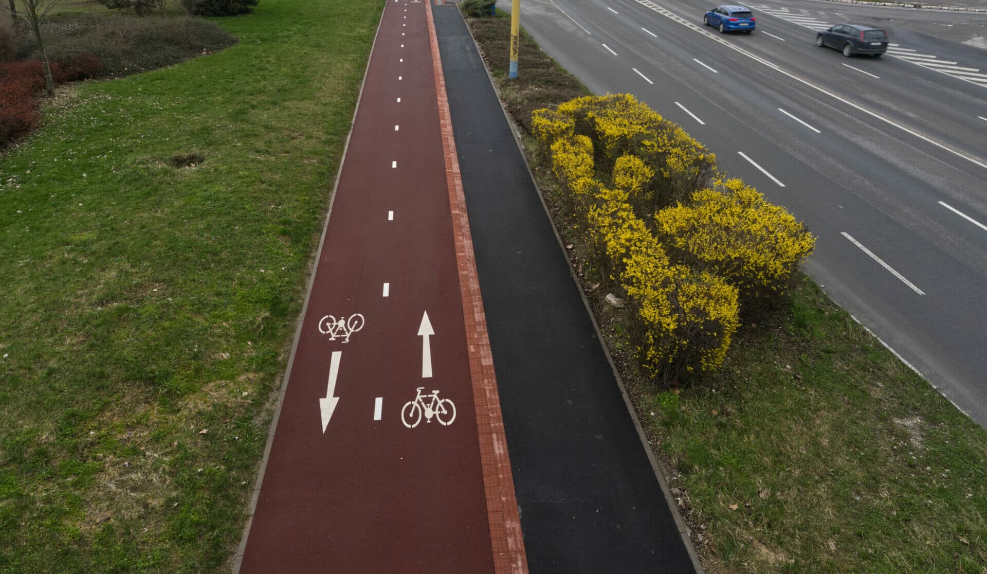 Mesto Košice chce vybudovať spoločný chodník pre cyklistov a chodcov na Gemerskej ulici (FOTO)