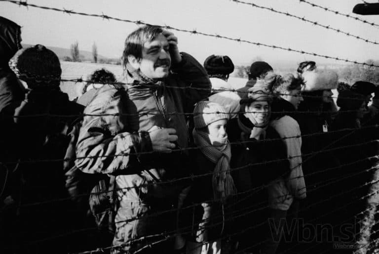17. november je štátnym sviatkom od roku 2001