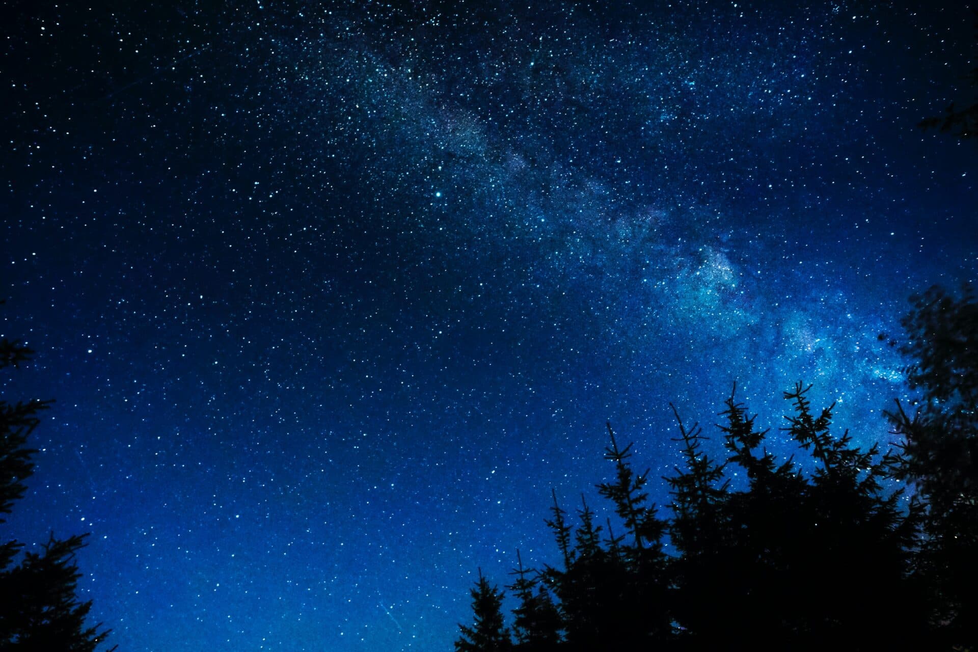Zažite astronomický apríl medzi hviezdami