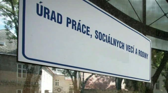 Úrady práce už prijímajú žiadosti o dotáciu na podporu humanitárnej pomoci