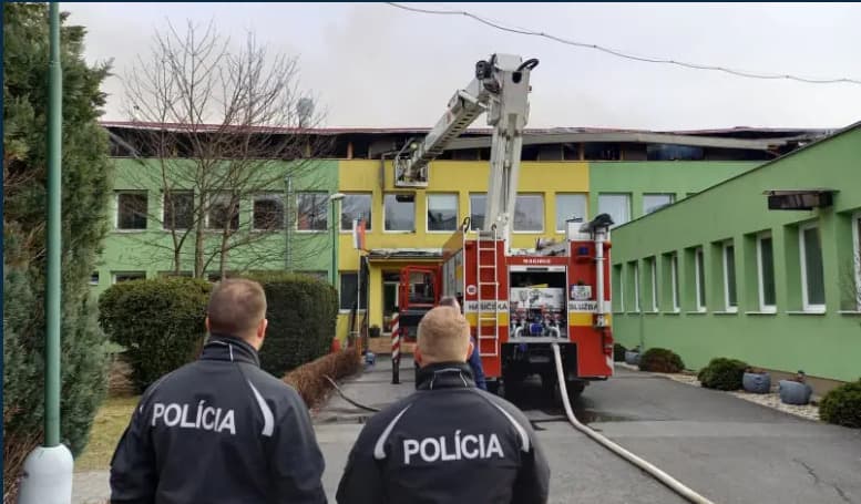 Do domova dôchodcov sa po marcovom požiari nebudú môcť vrátiť všetci klienti