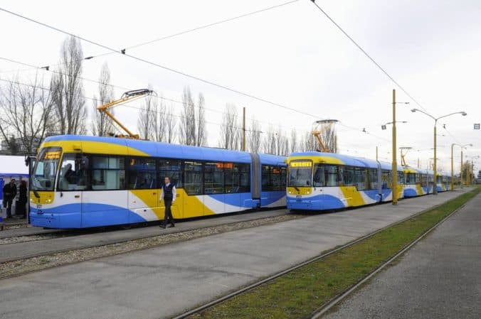 Nad Jazerom obmedzia nasledujúce dva víkendy električkovú dopravu