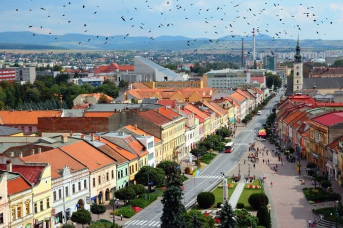 Prešovský kraj od pondelka otvára ďalších 12 stredných škôl v plnom režime