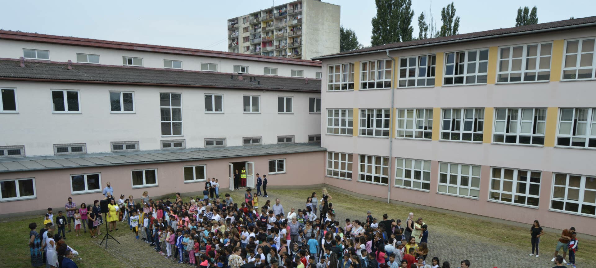 Do letnej školy na košickom Luníku IX sa prihlásilo 80 žiakov