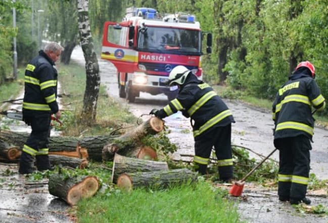 Hasiči v Košickom kraji v súvislosti s počasím zasahovali v 70 prípadoch