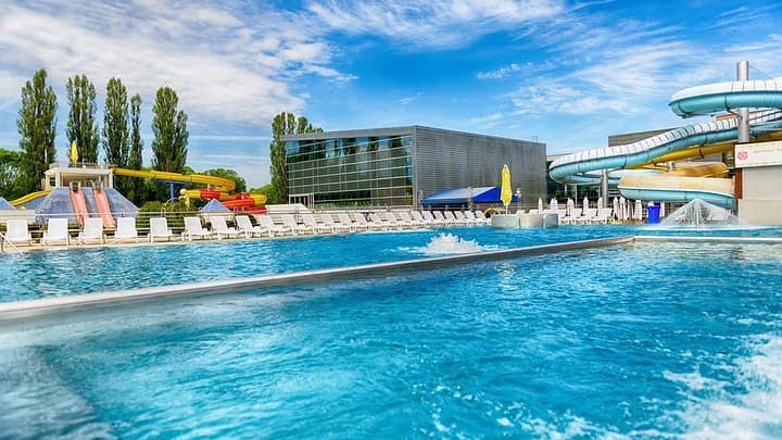 Asociácia akvaparkov a kúpalísk žiada vládu o pomoc, chce nižšiu daň na všetky služby