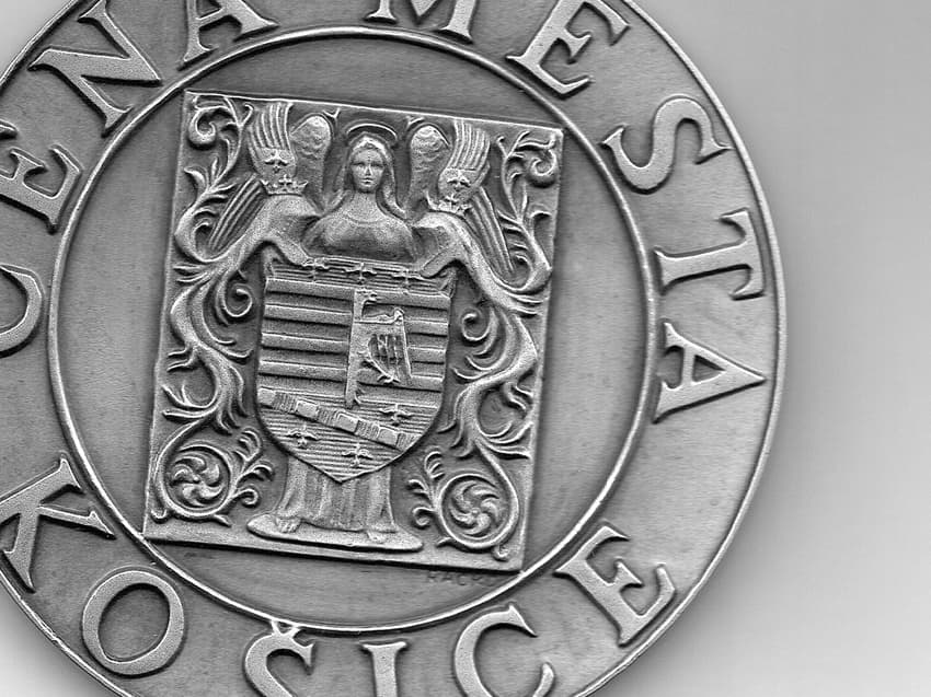 Obyvatelia Košíc môžu podávať návrhy na udelenie verejných ocenení „Cena mesta Košice“ a „Cena primátora mesta“ v roku 2025