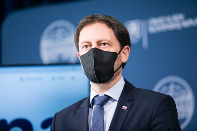 Premiér Heger nevzdáva presadenie reformy súdnej mapy a bude hľadať krízové riešenia
