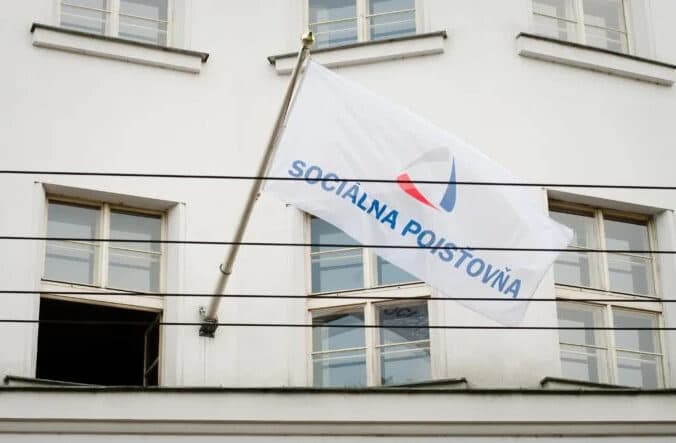 Je to DEFINITÍVNE: Vyplácanie pandemického ošetrovného sa KONČÍ