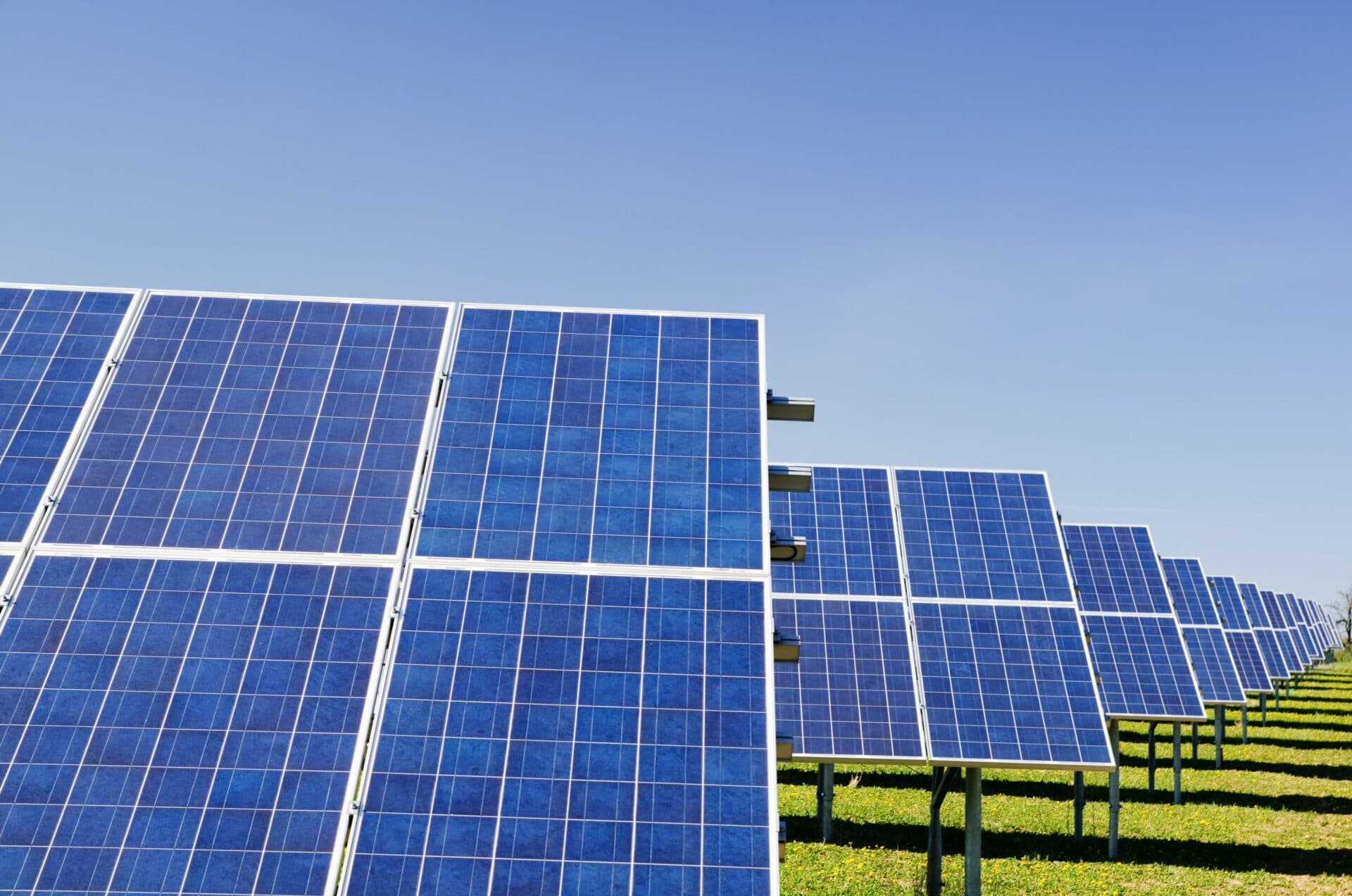Slovenské elektrárne chcú postaviť na východe veľkú slnečnú elektráreň