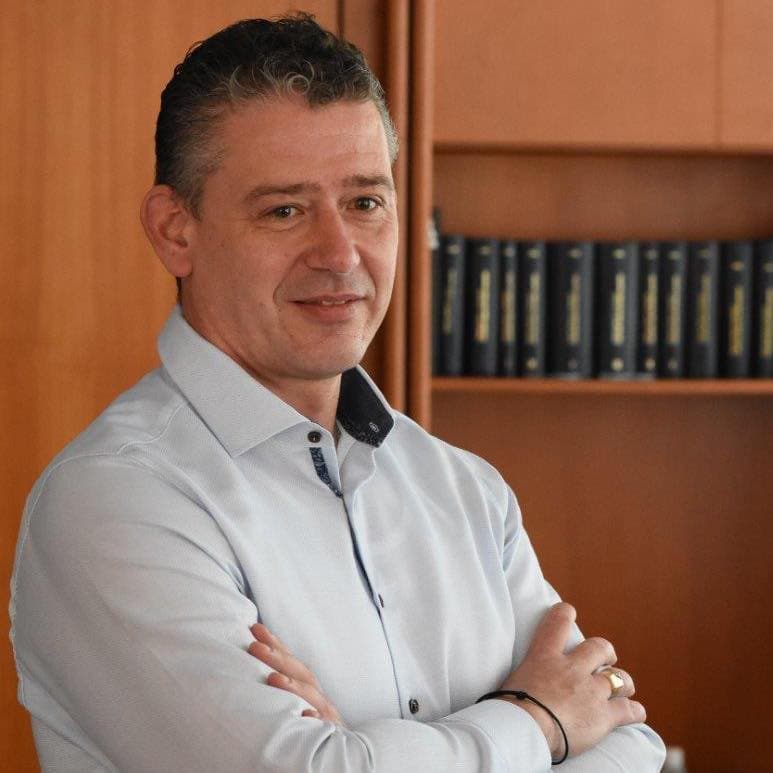 Slovensko je priamo ovplyvnené hneď dvoma migračnými vlnami, tvrdí Mikulec