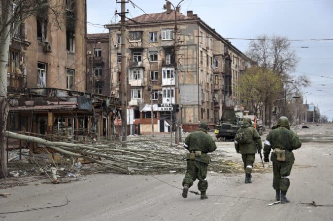 PREHĽAD UDALOSTÍ (23. 5.): Počet utečencov vo svete prekročil hranicu 100 miliónov