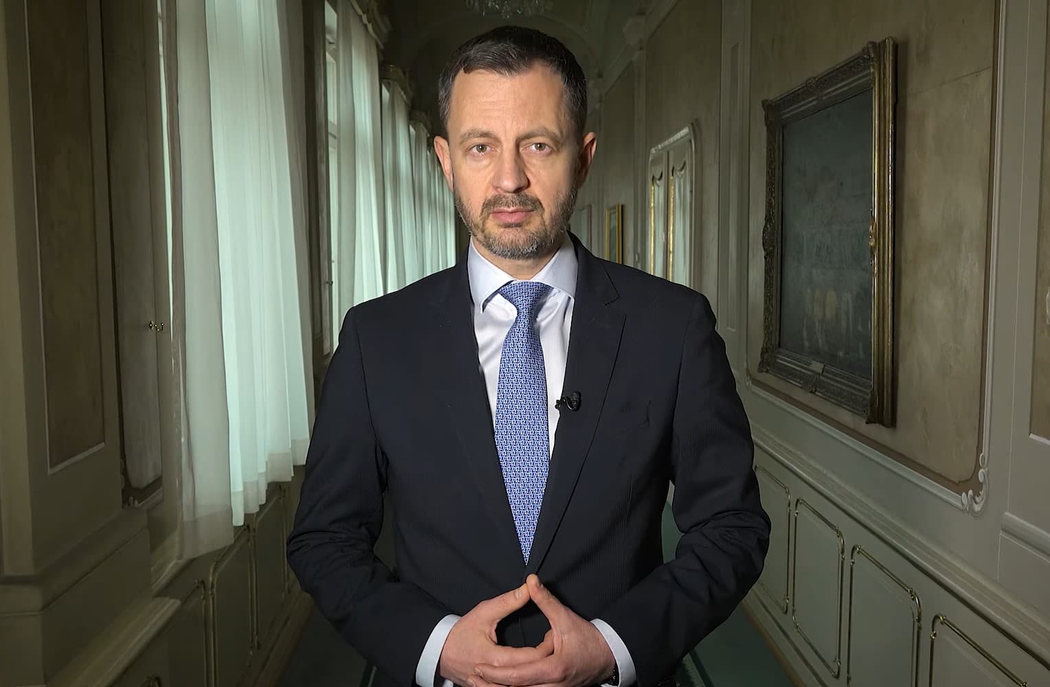 Heger sa referenda nezúčastní. Tvrdí, že je bezpredmetné