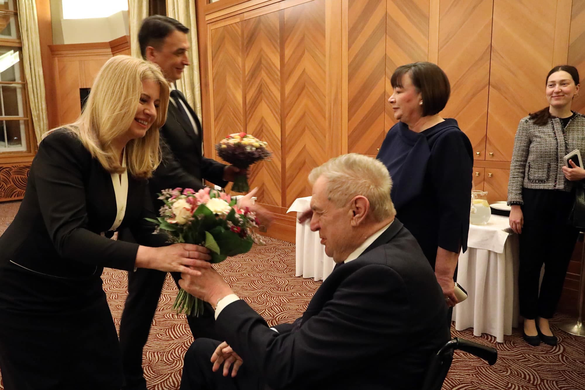 Zeman sa lúčil s funkciou na Slovensku (FOTO)