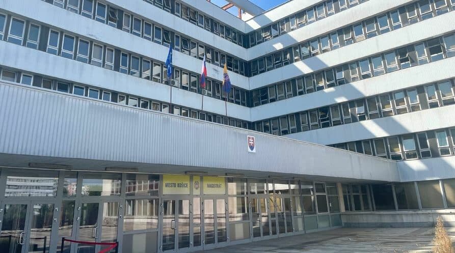 Vojna v košickej samospráve nebude mať víťaza