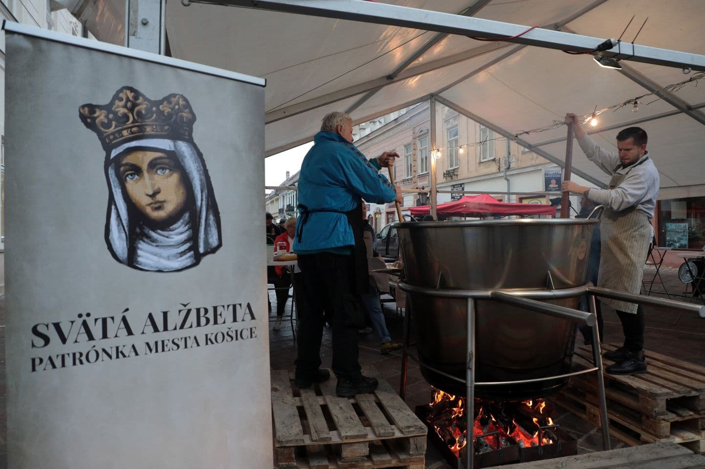 V Košiciach sa bude podávať Polievka sv. Alžbety na podporu charity
