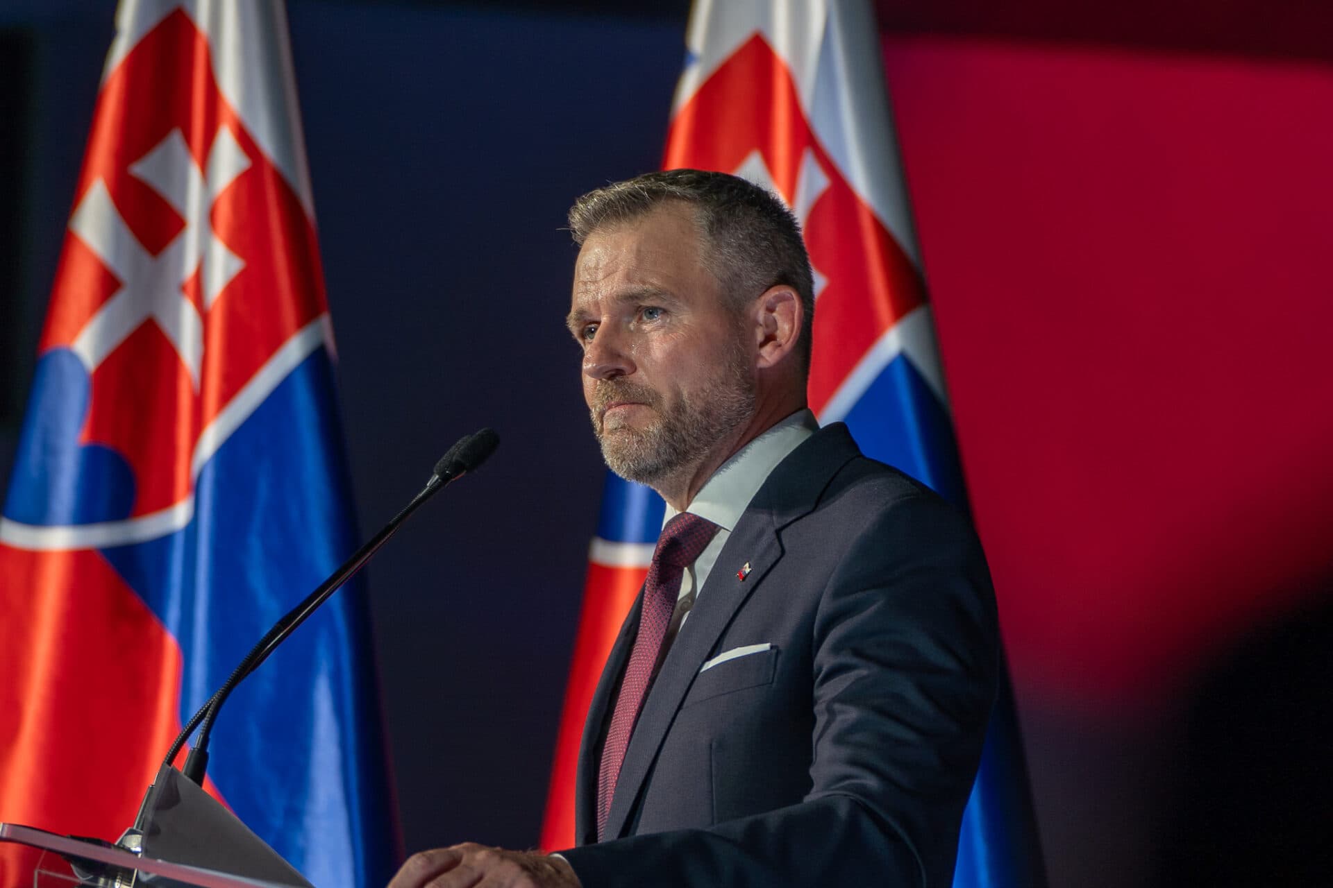 PREDBEŽNÉ VÝSLEDKY prezidentských volieb: Novou HLAVOU ŠTÁTU bude PETER PELLEGRINI