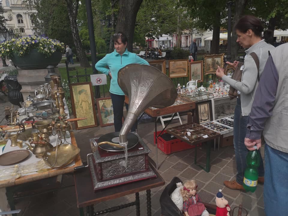 Košické Dominikánske námestie zaplnia starožitnosti a kuriozity