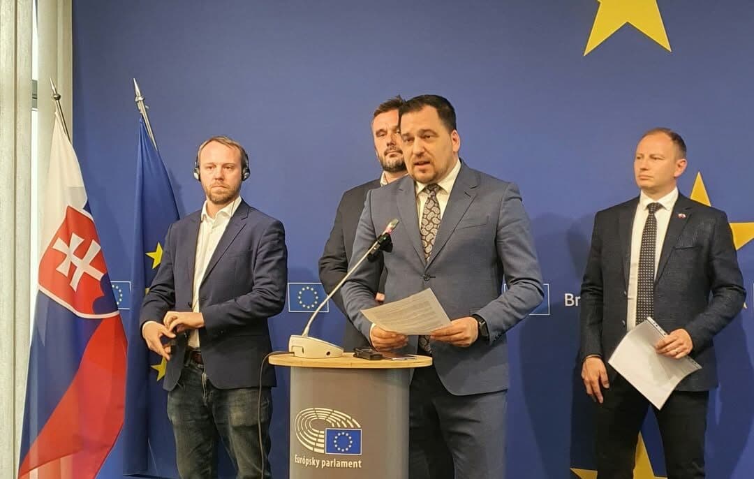 Europoslanci odchádzajú zo Slovenska s obavami z čerpania eurofondov